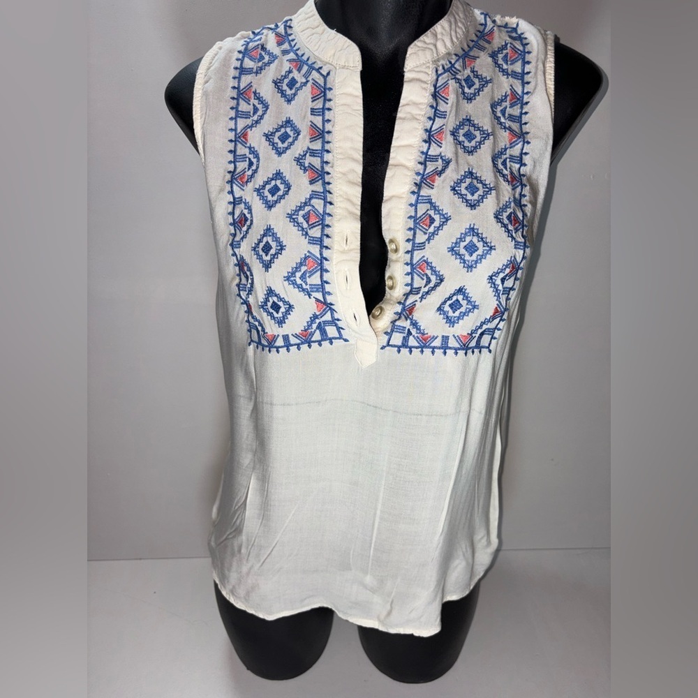 Boho Chic Embroidered Sleeveless Blouse